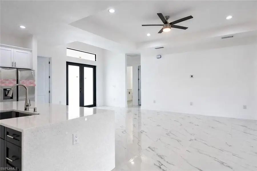 811 Dartmouth Ct, Lehigh Acres, FL 33974 - #3