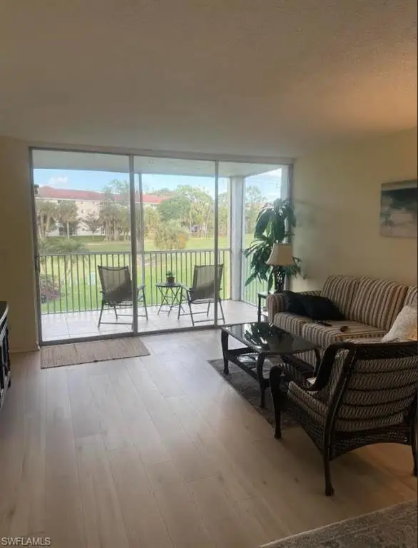 1057 Forest Lakes Dr #1208, NAPLES, FL 34105