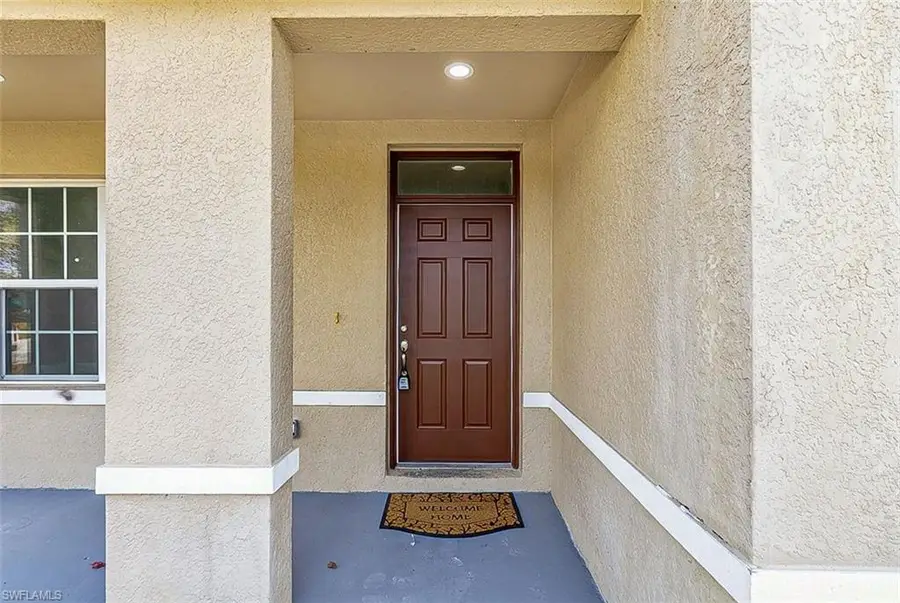 1717 3rd Pl, Cape Coral, FL 33991 - #3