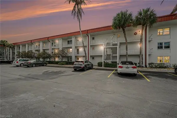 1700 Pine Valley Dr #205, FORT MYERS, FL 33907