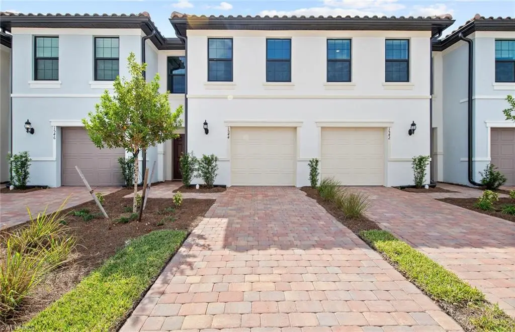 1570 Lake Jessup Cir, Cape Coral, FL 33909 - #1