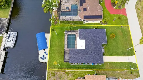 1722 28th St, CAPE CORAL, FL 33904