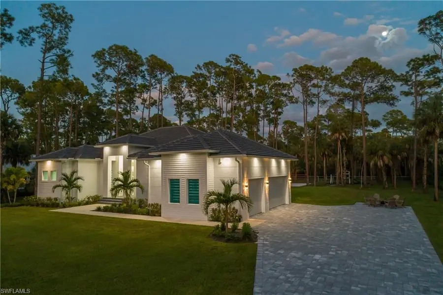 788 9th St Sw, Naples, FL 34117 - #3