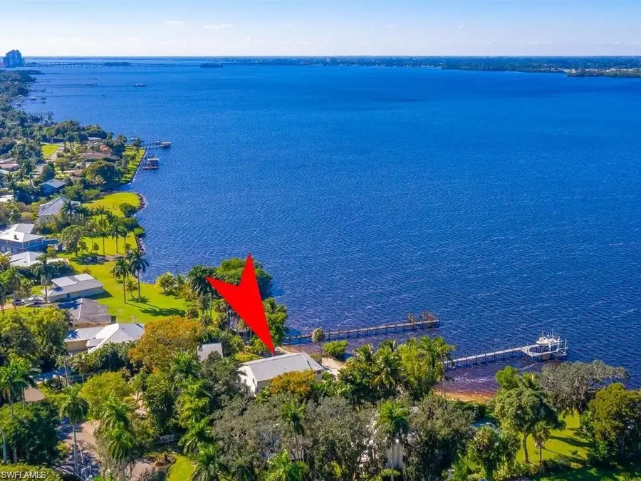 100 Fairview Ave, Fort Myers, FL 33905 - #3