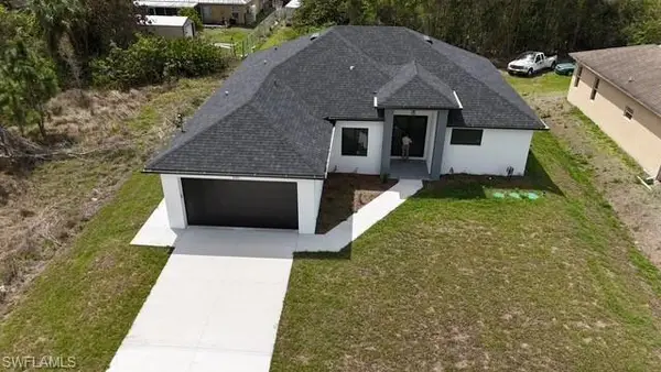 2561 25th St W, LEHIGH ACRES, FL 33971