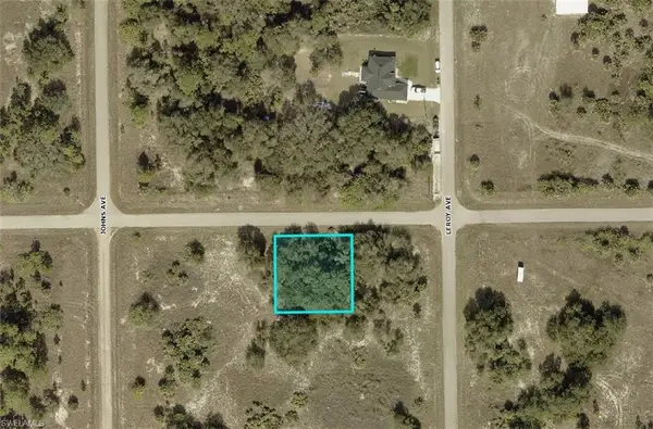 3604 17th St, LEHIGH ACRES, FL 33972