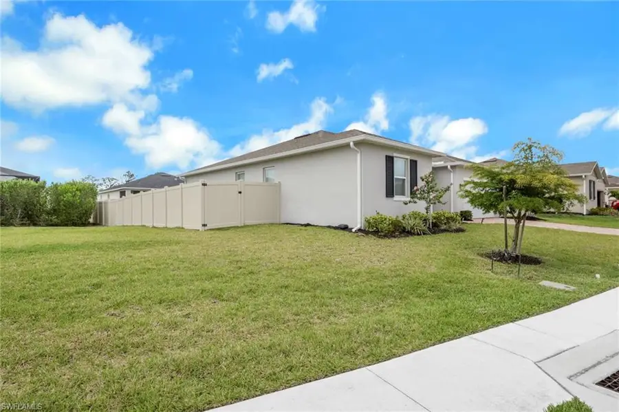 17338 Gulf Preserve Dr, Fort Myers, FL 33908 - #3