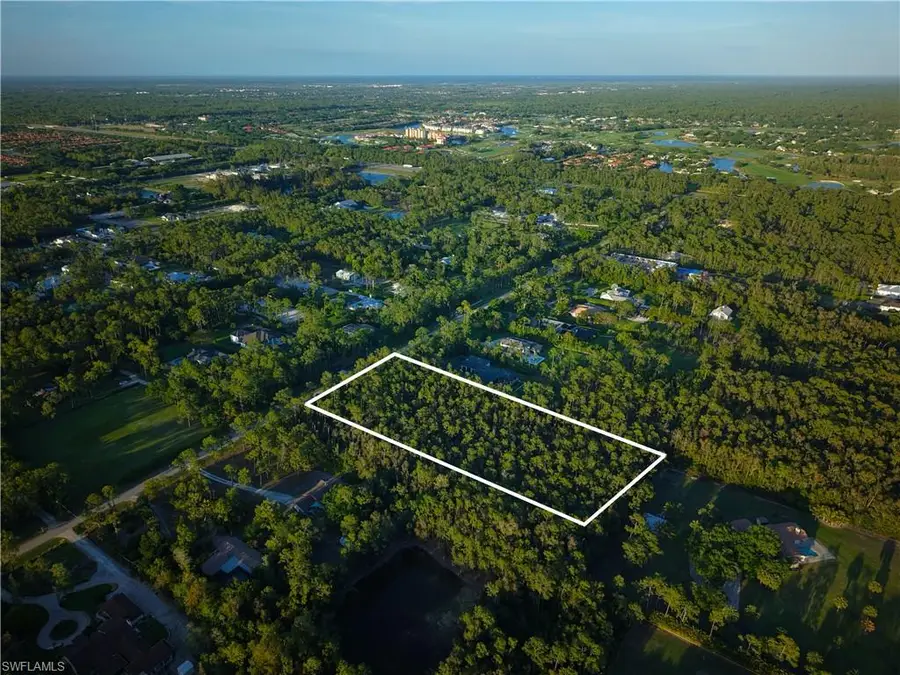 6732 Sandalwood Ln, Naples, FL 34109 - #3