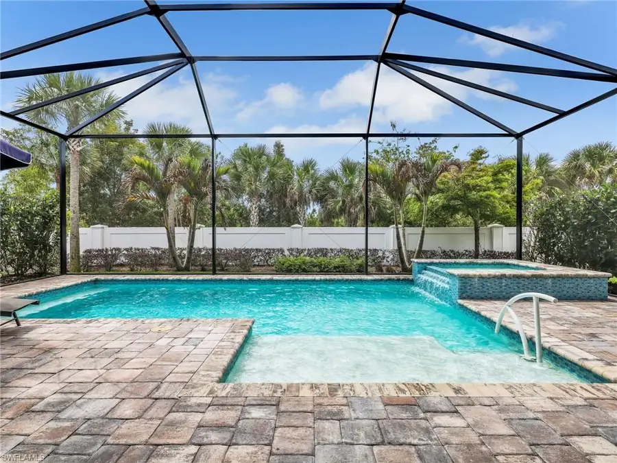 9288 Cayman Dr, Naples, FL 34114 - #2