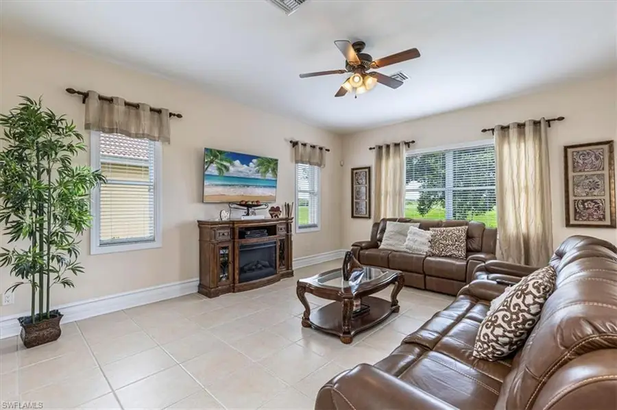 1966 Par Dr, Naples, FL 34120 - #3