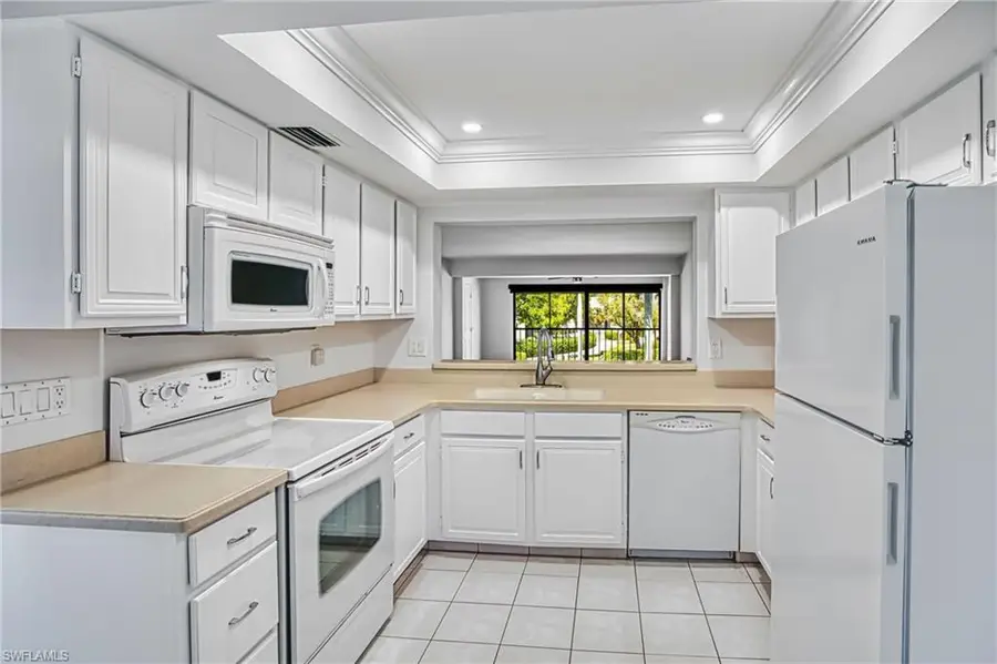 7430 Lake Breeze Dr #203, Fort Myers, FL 33907 - #2