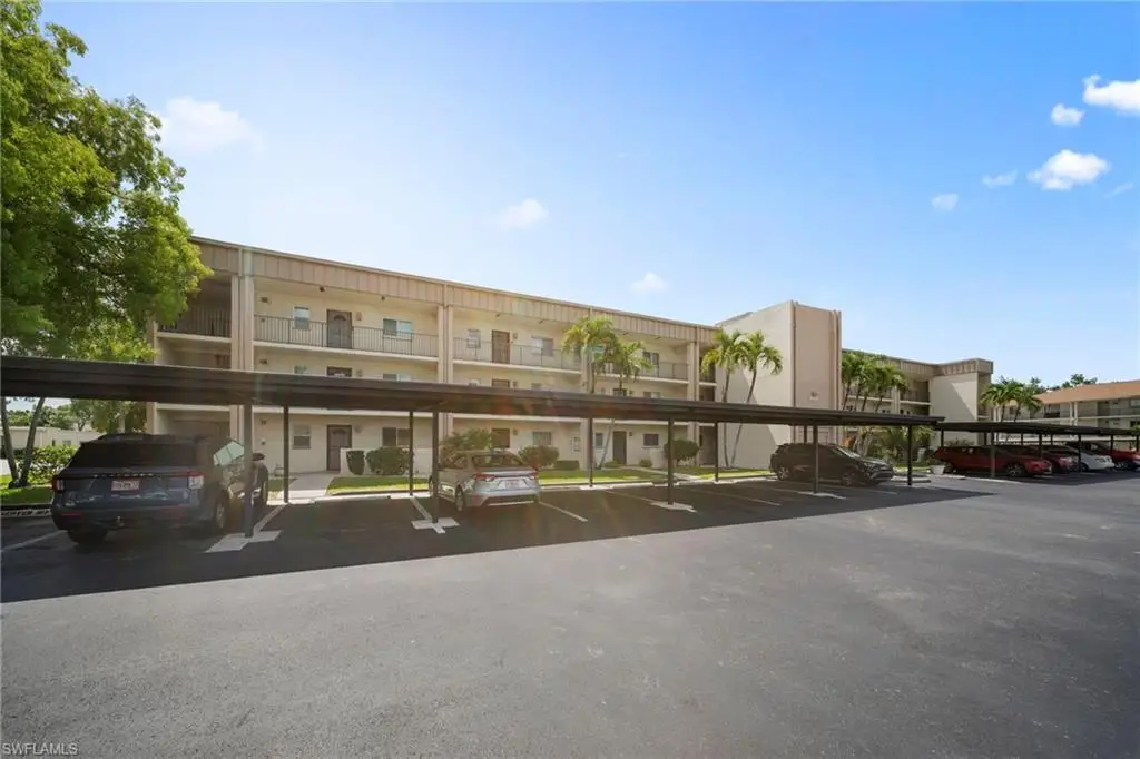 2111 Barkeley Ln #10, Fort Myers, FL 33907 - #1