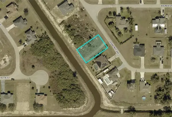 1005 Cedartree Ave, LEHIGH ACRES, FL 33971