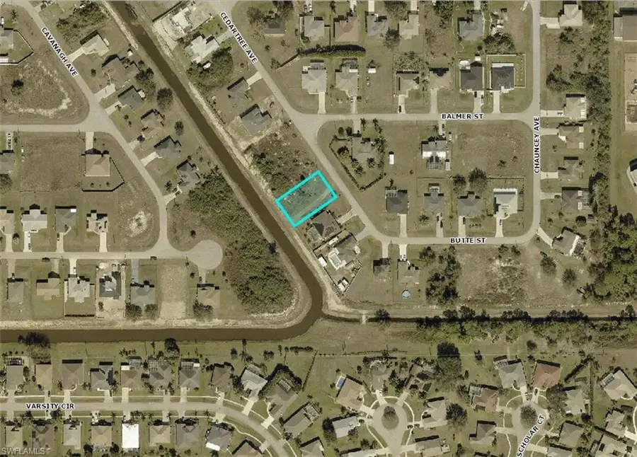 1005 Cedartree Ave, Lehigh Acres, FL 33971 - #2
