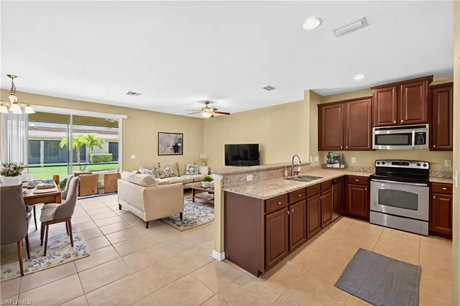 3806 Clearbrook Ln, Fort Myers, FL 33966 - #2