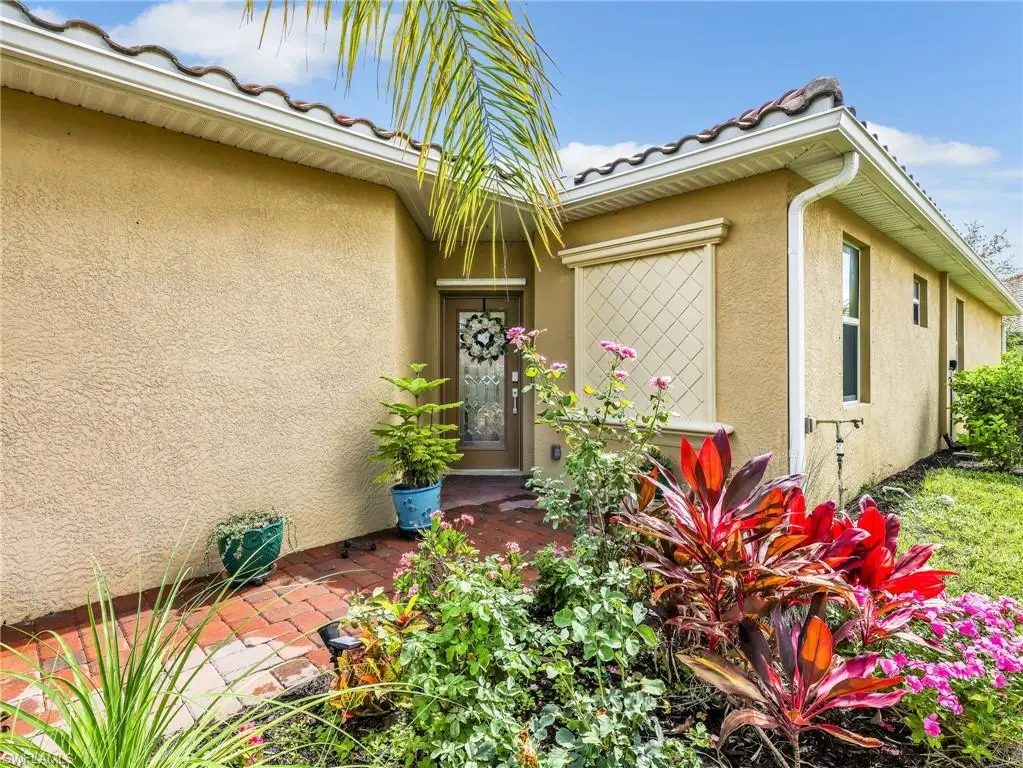 1637 Alameda Dr, Naples, FL 34120 - #1