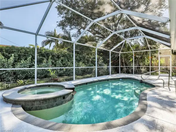 2554 Outrigger Ln, NAPLES, FL 34104