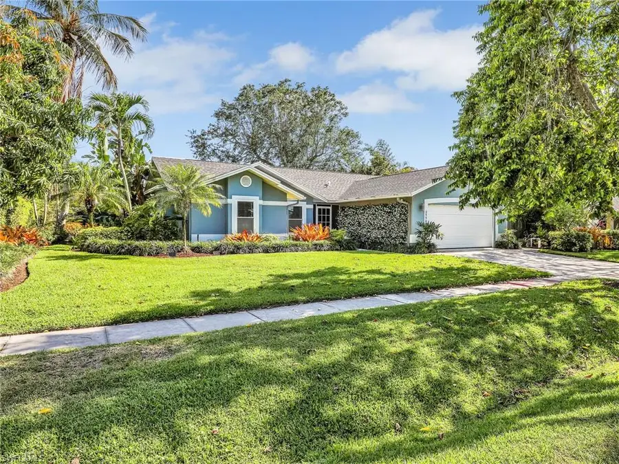 2554 Outrigger Ln, Naples, FL 34104 - #2