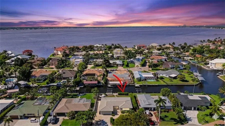 397 Parkway Ct, Fort Myers, FL 33919 - #3