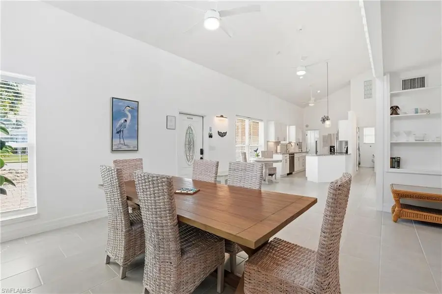 421 Connecticut St, Fort Myers Beach, FL 33931 - #3