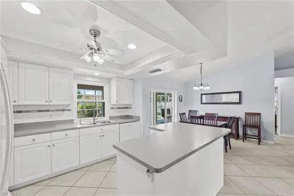 618 15th Ter, CAPE CORAL, FL 33990