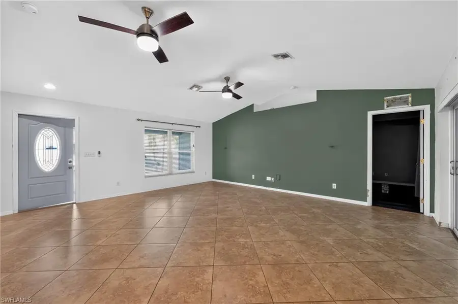 1624 33rd St, Cape Coral, FL 33909 - #3