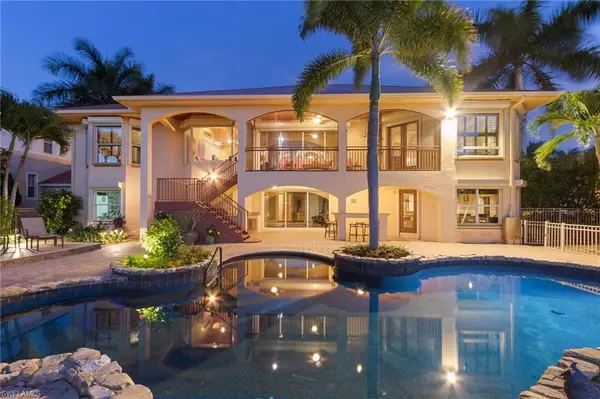 18160 Old Pelican Bay Dr, FORT MYERS BEACH, FL 33931
