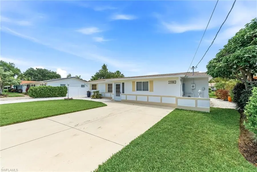 27051 Sun Aqua Ln, Bonita Springs, FL 34135 - #3