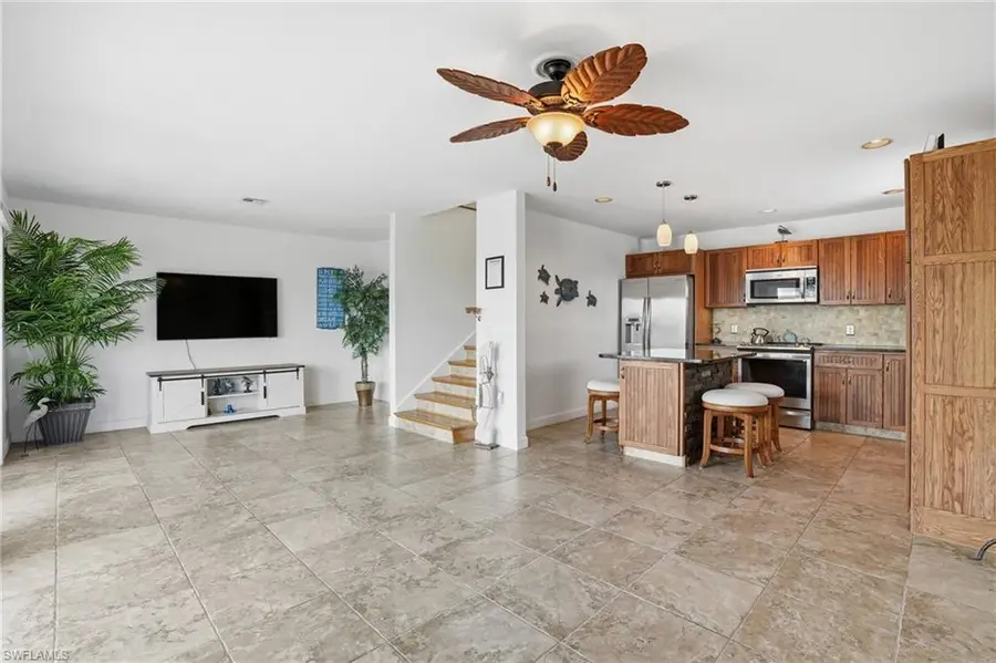 850 Oak St, Fort Myers Beach, FL 33931 - #2