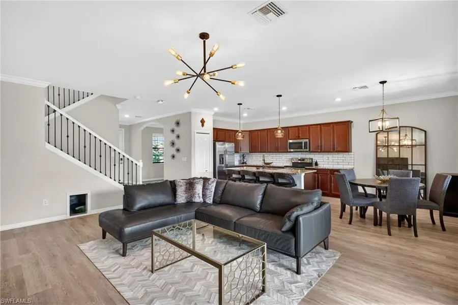 9452 Foxglove Ln, Naples, FL 34120 - #2