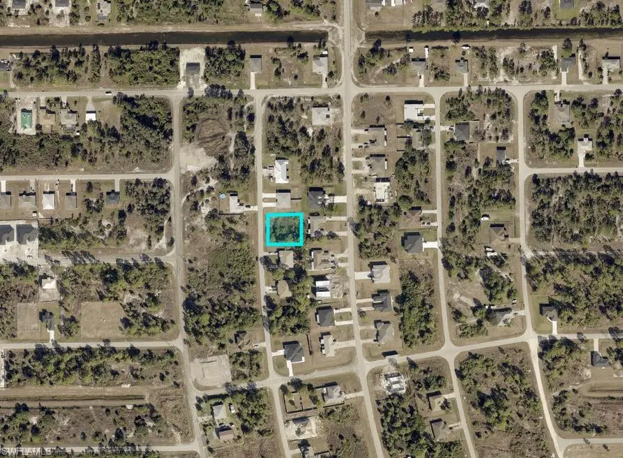 921 Graystone Ave, Lehigh Acres, FL 33974 - #3
