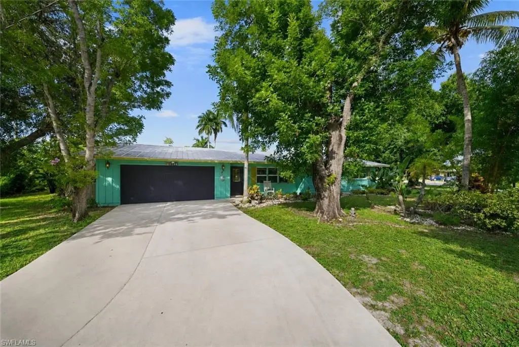 8700 Exeter St, Fort Myers, FL 33907 - #1