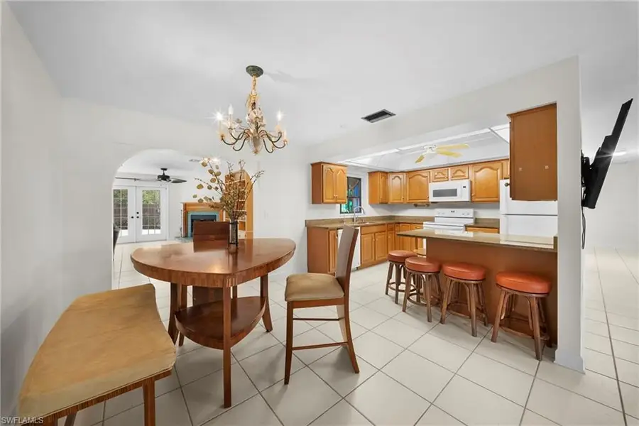 8700 Exeter St, Fort Myers, FL 33907 - #2
