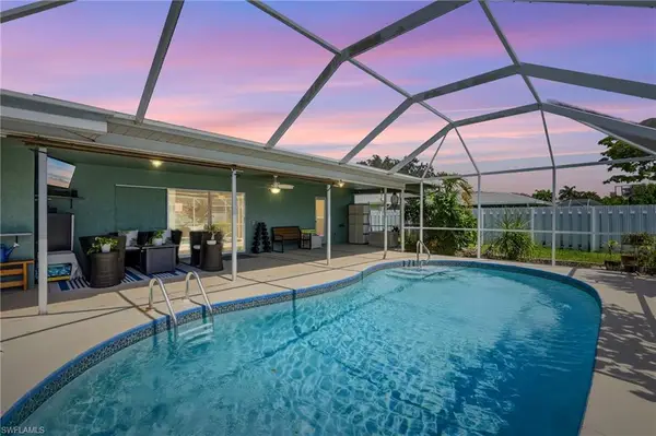 329 16th Pl, CAPE CORAL, FL 33990