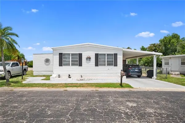 11170 Ballweg Ln, FORT MYERS, FL 33908