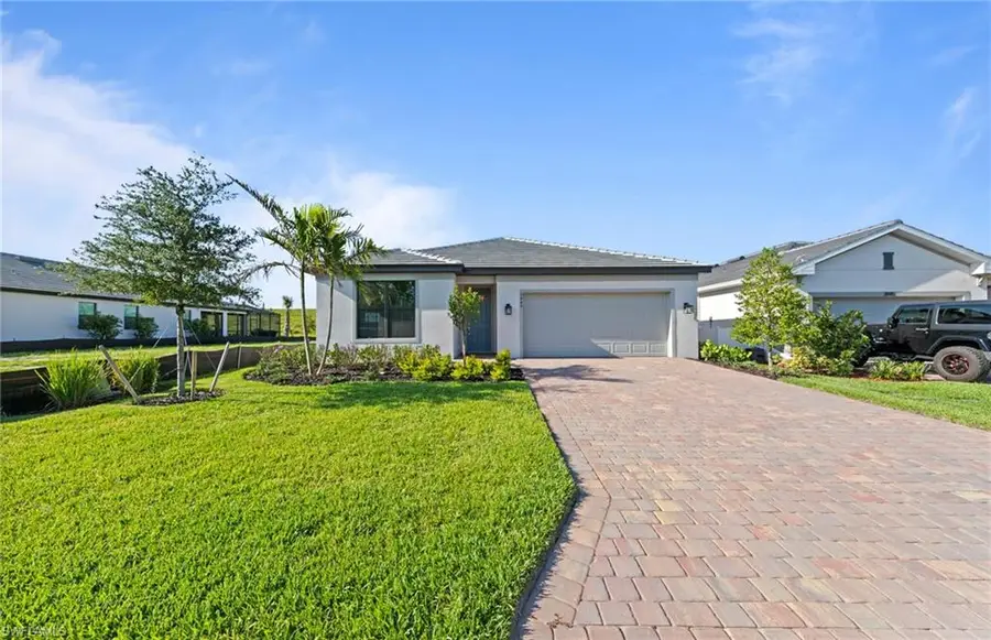 3849 Passion Vine Dr, Alva, FL 33920 - #2