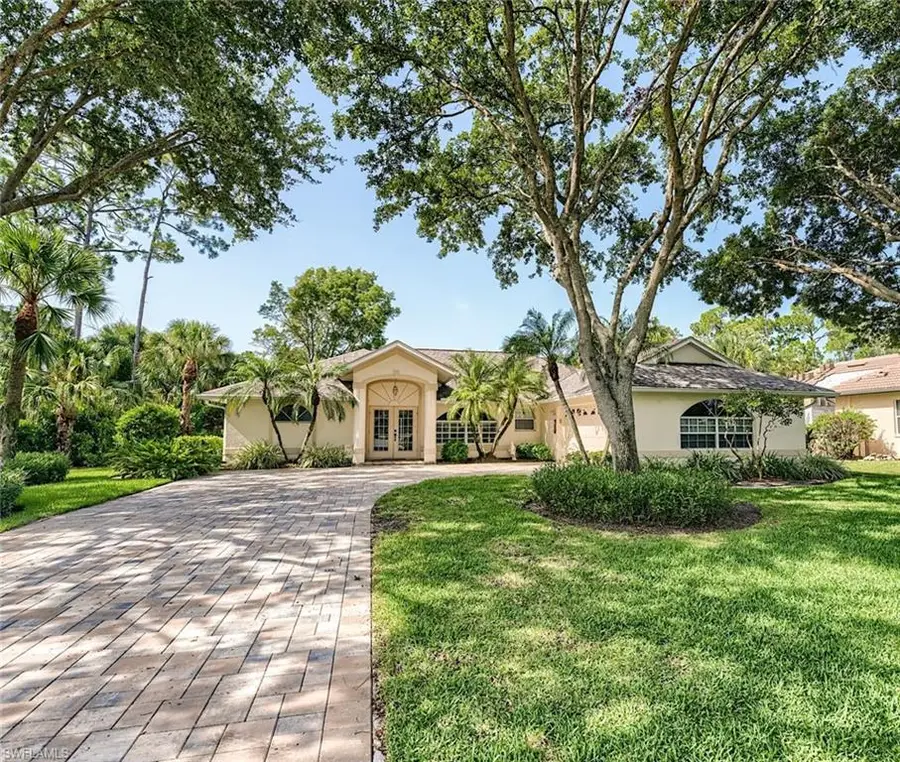 2059 Imperial Cir, Naples, FL 34110 - #2