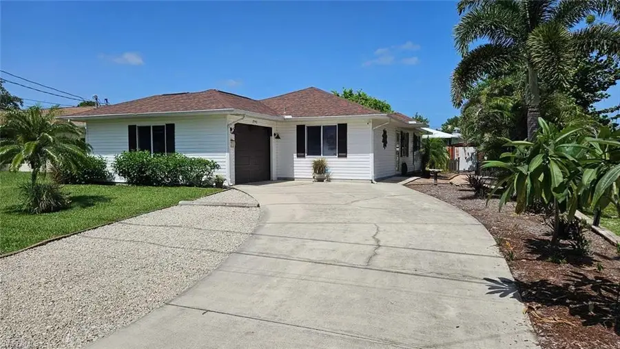 27142 Jackson Ave, Bonita Springs, FL 34135 - #2