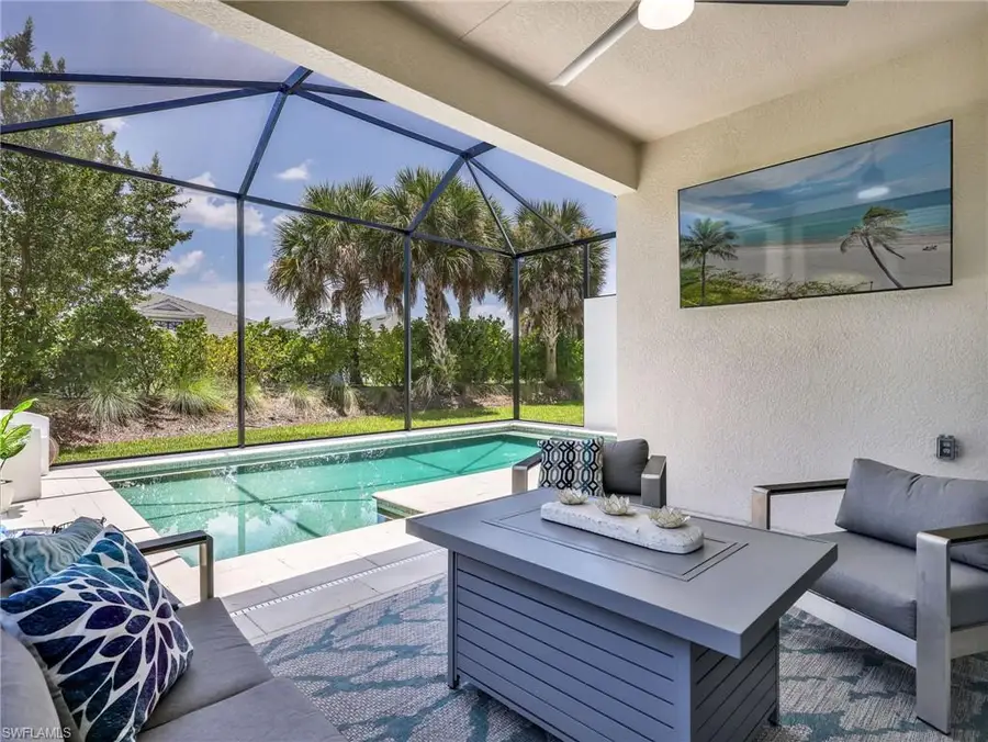 9040 Saint Lucia Dr, Naples, FL 34114 - #2