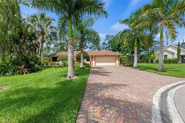 1813 Princess Ct, NAPLES, FL 34110