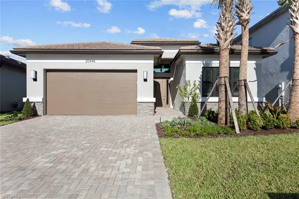 20944 Thistle Leaf Ln, ESTERO, FL 33928