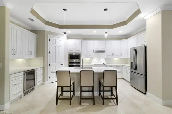 28627 Derry Ct, BONITA SPRINGS, FL 34135