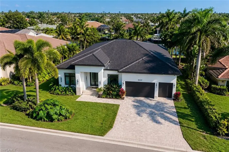 1117 Lincoln Ct, Cape Coral, FL 33904 - #2