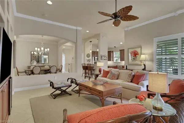 28652 San Lucas Ln #201, BONITA SPRINGS, FL 34135