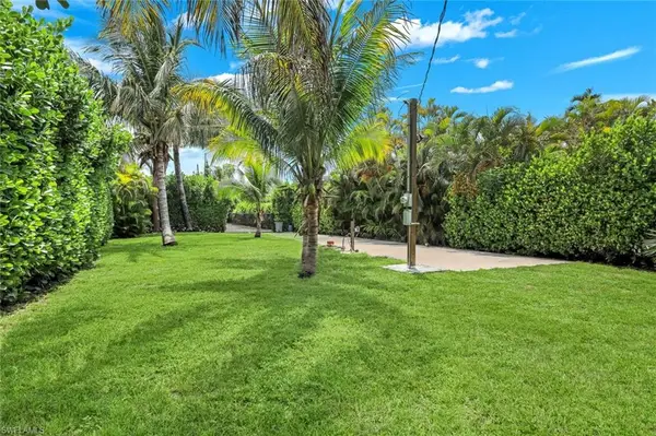 4472 Little Hickory Rd, BONITA SPRINGS, FL 34134