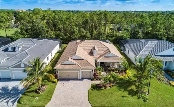 21551 Oaks Of Estero Cir S, ESTERO, FL 33928