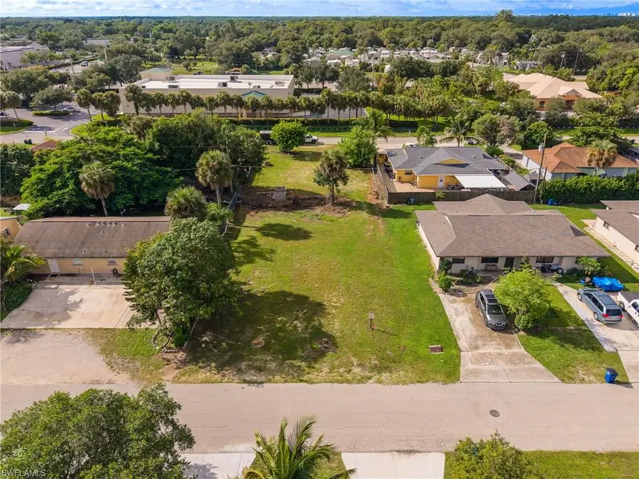 11440 Tangerine Dr, Bonita Springs, FL 34135 - #2