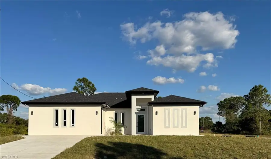 713 Da Vinci Ave S, Lehigh Acres, FL 33974 - #2