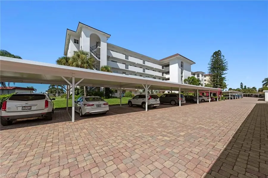 29 High Point Cir E #101, Naples, FL 34103 - #2