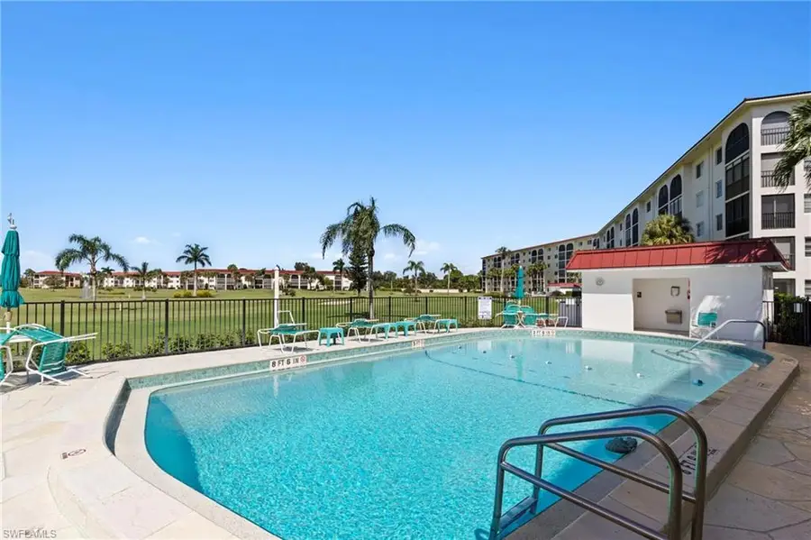 29 High Point Cir E #101, Naples, FL 34103 - #3